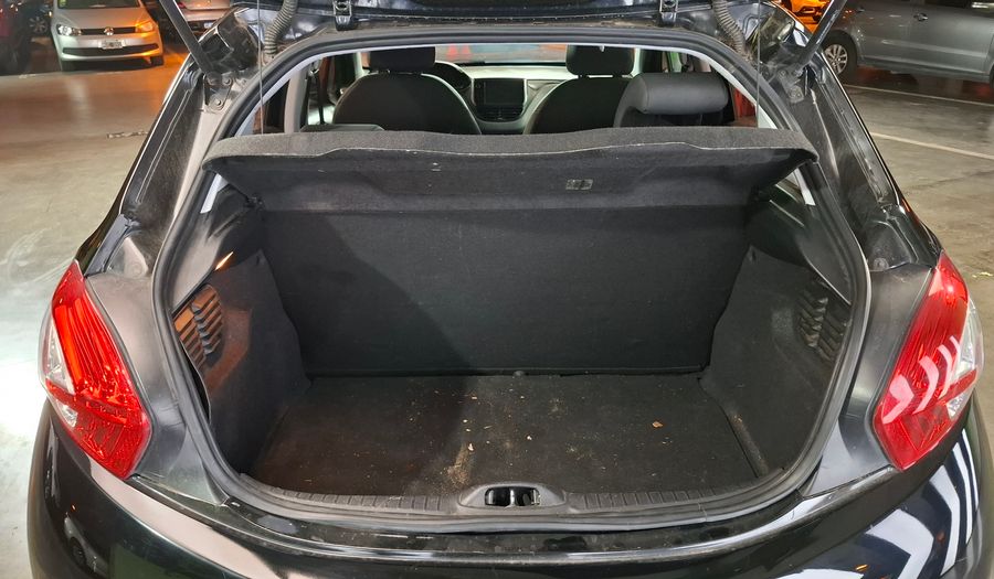 Peugeot 208 1.5 ALLURE TOUCHSCREEN Hatchback 2016