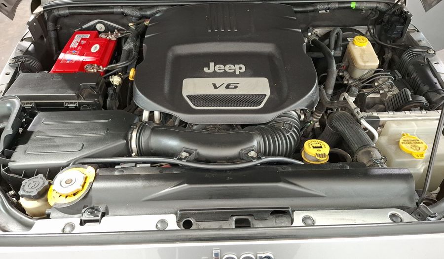 Jeep Wrangler 3.6 UNLIMITED SAHARA 4X4 ATX Suv 2016