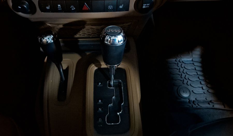 Jeep Wrangler 3.6 UNLIMITED SAHARA 4X4 ATX Suv 2016