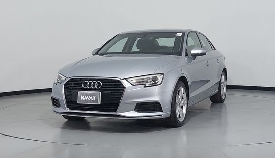 2019 • 56,015 km • Automático