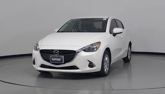 Mazda • Mazda 2