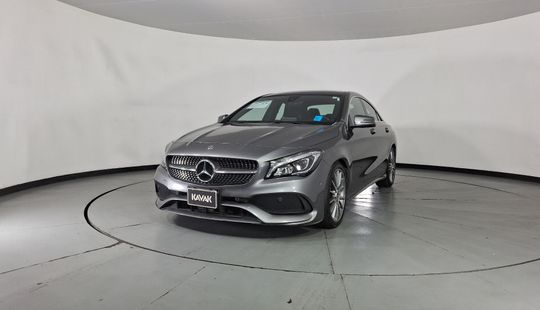 2019 • 99,881 km • Automático