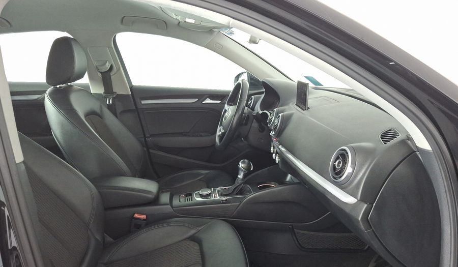 Audi A3 1.4 TFSI ATTRACTION S TRONIC Sedan 2016