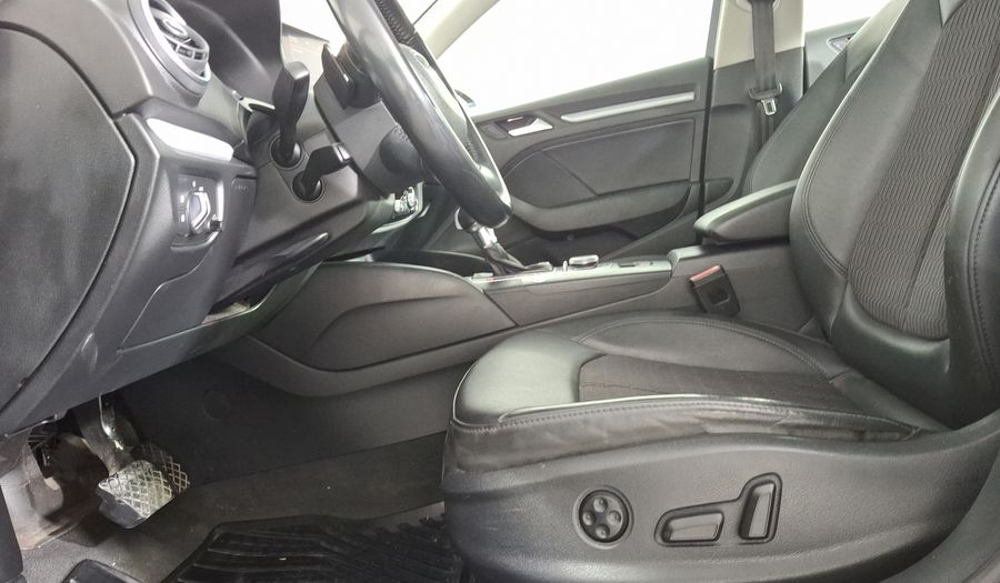 Audi A3 1.4 TFSI ATTRACTION S TRONIC Sedan 2016