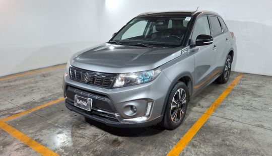 Suzuki • Vitara