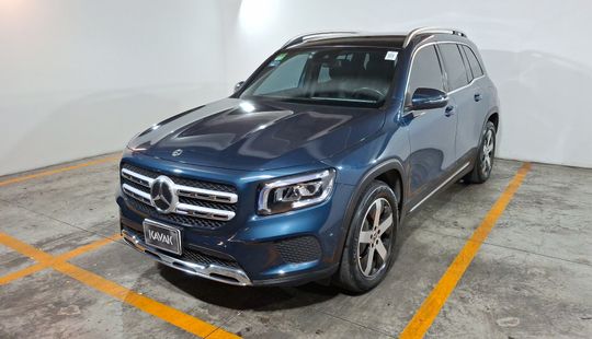 Mercedes Benz • Clase GLB
