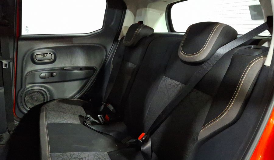 Fiat Mobi 1.0 TREKKING Hatchback 2021