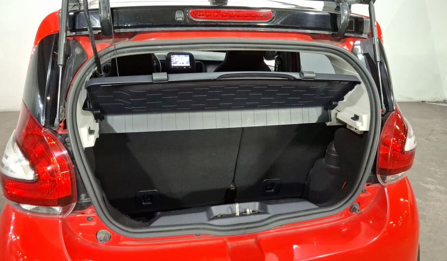 Fiat Mobi 1.0 TREKKING Hatchback 2021