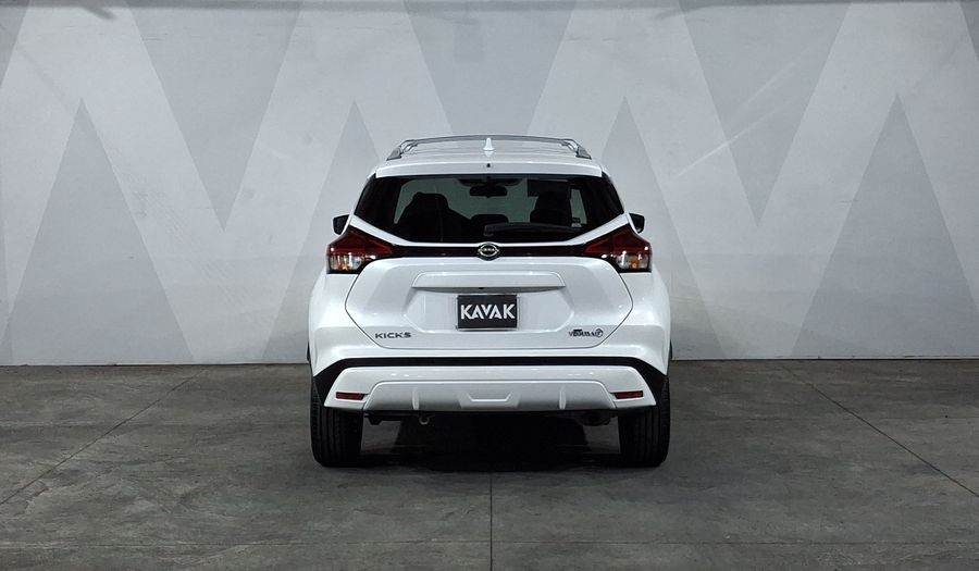 Nissan Kicks 1.6 PLATINUM LTS XTRONIC Suv 2022