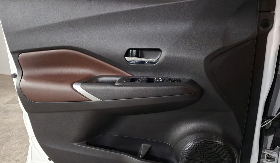 Nissan Kicks 1.6 PLATINUM LTS XTRONIC Suv 2022