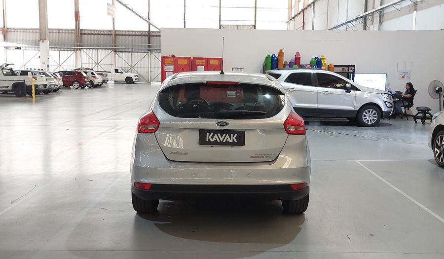 Ford Focus TITANIUM Hatchback 2016