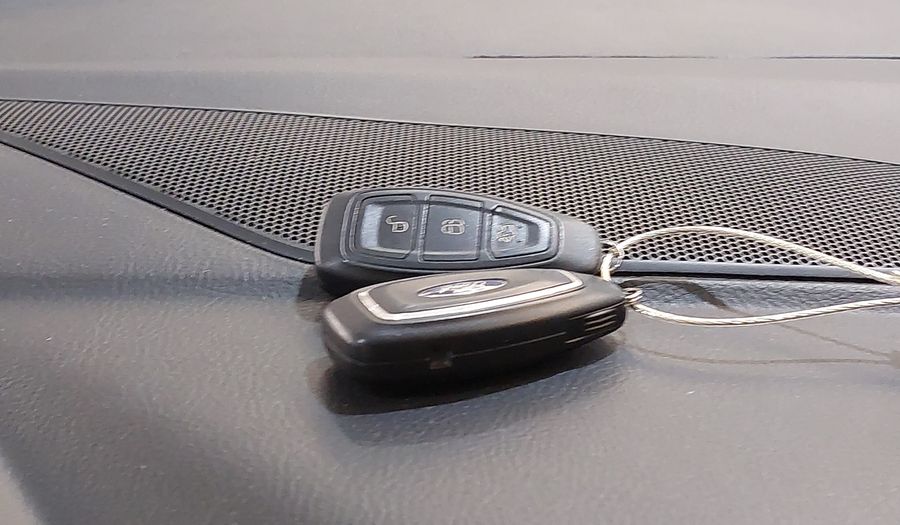 Ford Focus TITANIUM Hatchback 2016