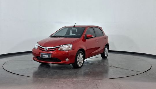 Toyota • Etios