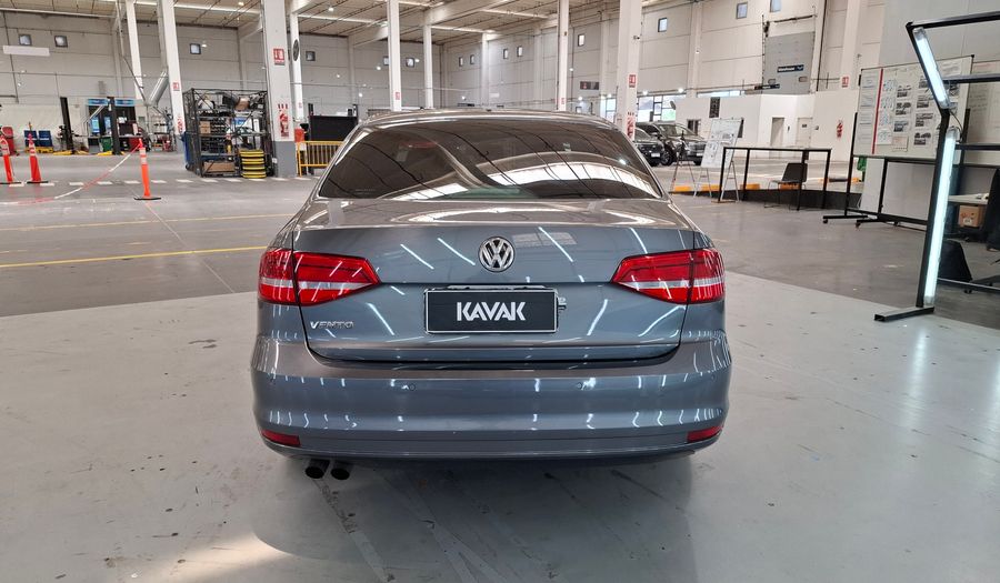 Volkswagen Vento 2.5 LUXURY TIPTRONIC Sedan 2016