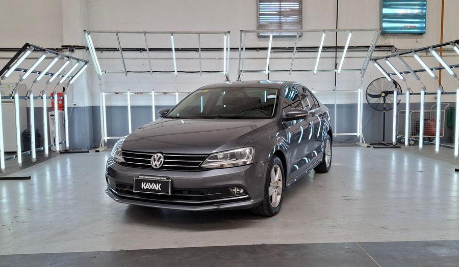 Volkswagen Vento 2.5 LUXURY TIPTRONIC Sedan 2016