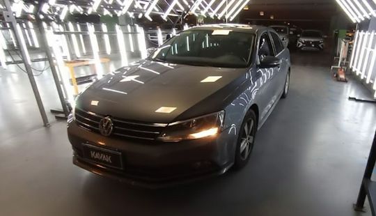 Volkswagen • Vento