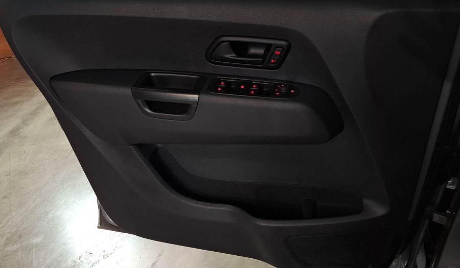 Volkswagen Amarok 2.0 TDI TRENDLINE G2 4X2 MY25 Pickup 2024