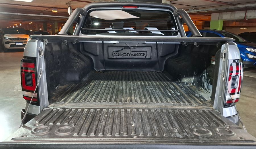 Volkswagen Amarok 2.0 TDI TRENDLINE G2 4X2 MY25 Pickup 2024