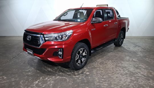 Toyota • Hilux