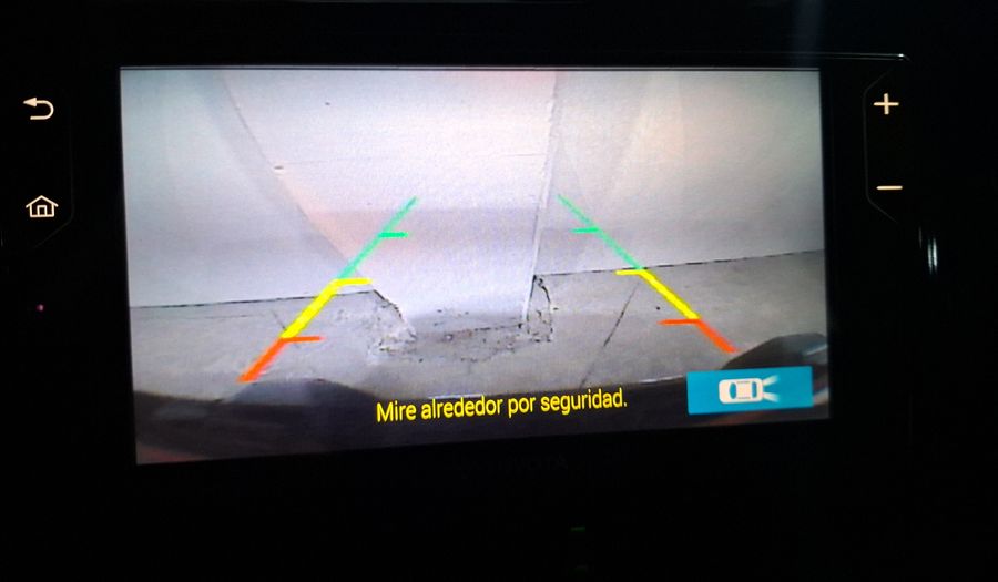 Toyota Hilux 2.8 DOBLE CABINA DSL AT PLATINUM ROJO Pickup 2019