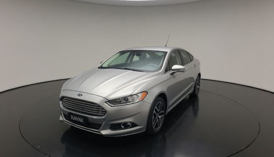 Ford • Fusion