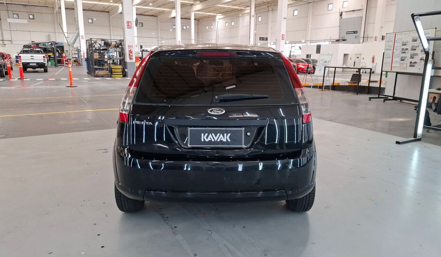 Ford Fiesta 1.6 AMBIENTE MP3 Hatchback 2010