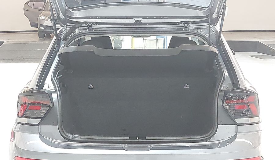 Volkswagen Polo MPI TRACK Hatchback 2023