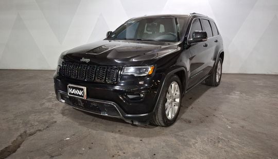 Jeep • Grand Cherokee