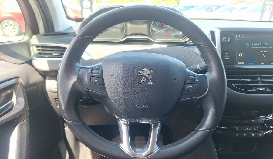 Peugeot 208 1.2 PURETECH 82 HP SIGNATURE Hatchback 2019