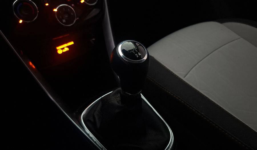 Chevrolet Tracker 1.8 PREMIER MT Suv 2019