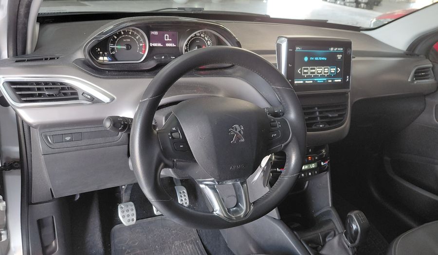 Peugeot 208 1.6 FELINE Hatchback 2019