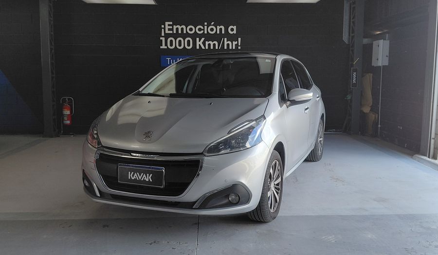 Peugeot 208 1.6 FELINE Hatchback 2019