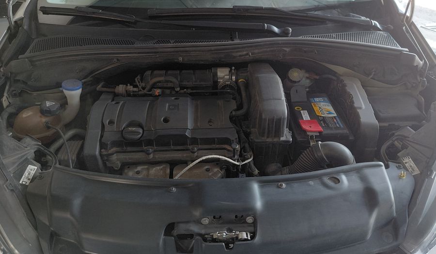 Peugeot 208 1.6 FELINE Hatchback 2019