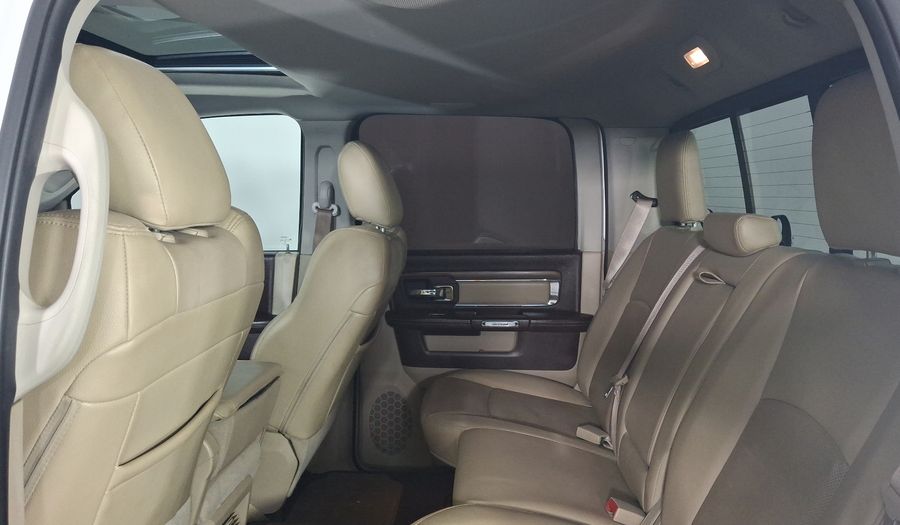 Ram 2500 5.7 LARAMIE HD CREW CAB 4X4 V8 6AT Pickup 2016