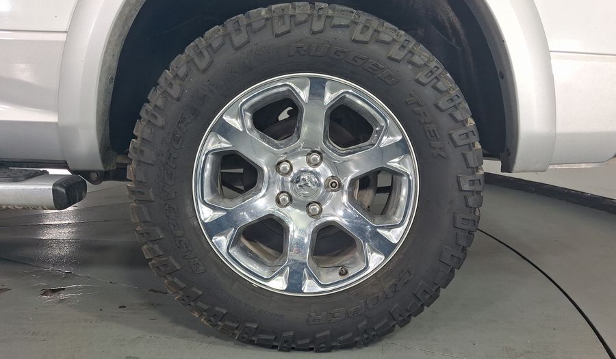 Ram 2500 5.7 LARAMIE HD CREW CAB 4X4 V8 6AT Pickup 2016