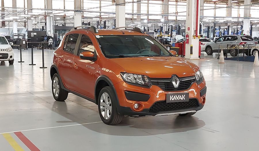 Renault Sandero STEPWAY Hatchback 2015