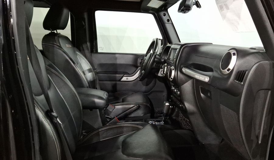 Jeep Wrangler 3.6 UNLIMITED SAHARA 4X4 ATX Suv 2017