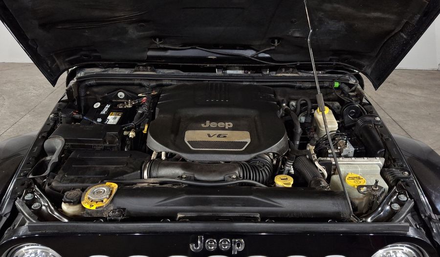 Jeep Wrangler 3.6 UNLIMITED SAHARA 4X4 ATX Suv 2017