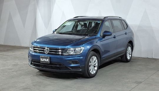 Volkswagen • Tiguan