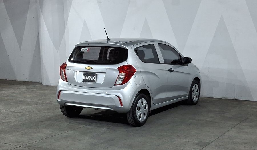 Chevrolet Spark 1.4 LT B Hatchback 2021