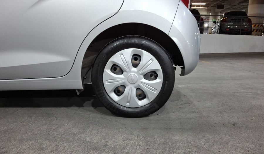 Chevrolet Spark 1.4 LT B Hatchback 2021