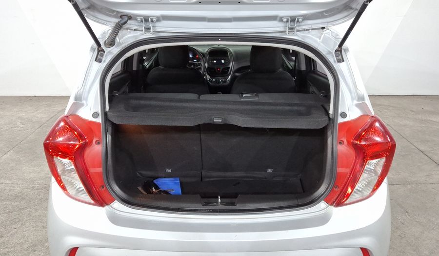 Chevrolet Spark 1.4 LT B Hatchback 2021