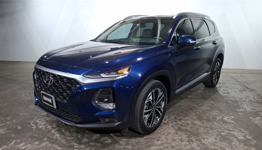 Hyundai • Santa Fe