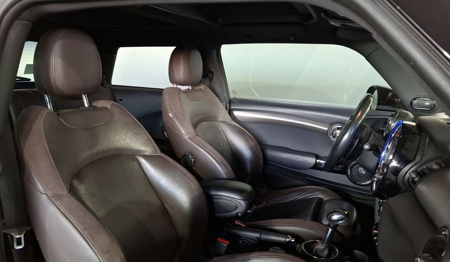 Mini Cooper S 2.0 COOPER HOT CHILI AT Hatchback 2014