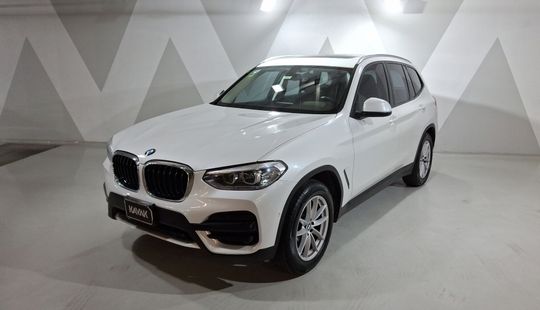 2021 • 88,201 km • Automático