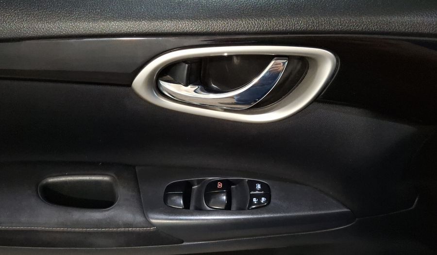 Nissan Sentra 1.8 ADVANCE CVT Sedan 2017