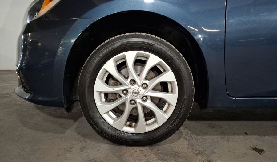 Nissan Sentra 1.8 ADVANCE CVT Sedan 2017