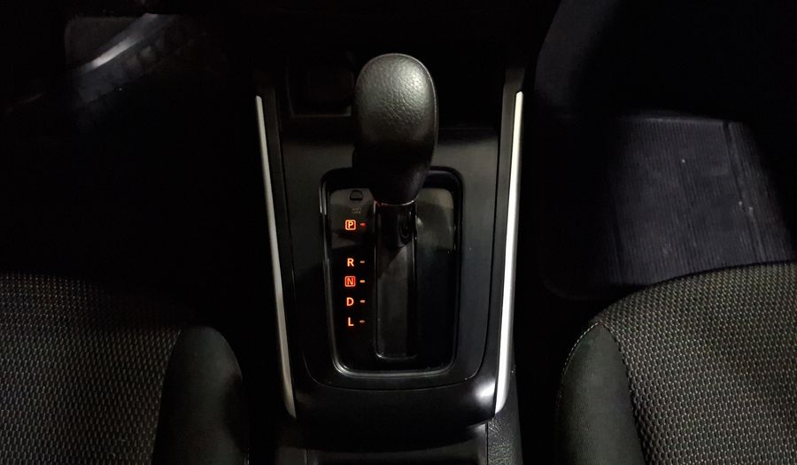 Nissan Sentra 1.8 ADVANCE CVT Sedan 2017