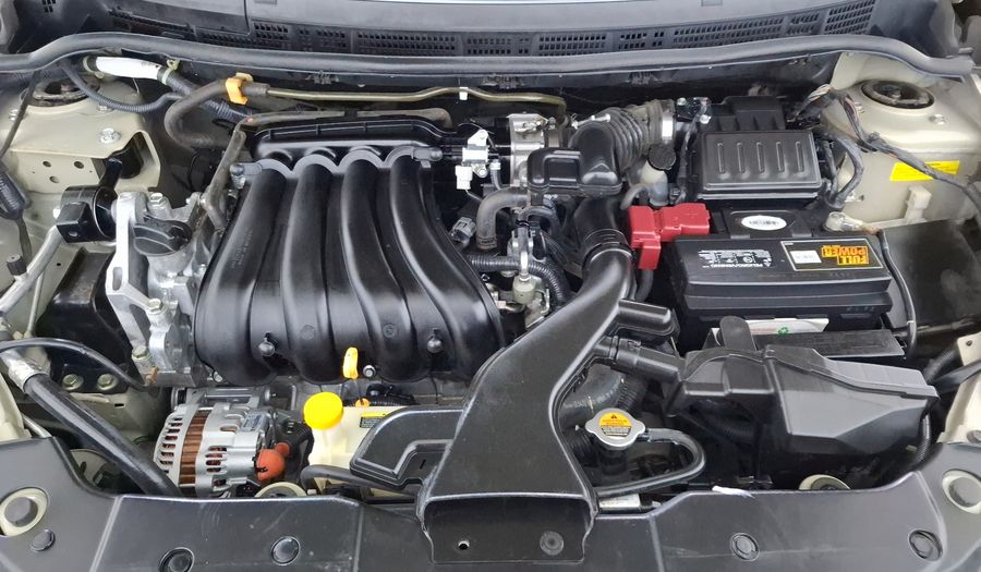 Nissan Tiida 1.8 SPECIAL EDITION HB AT Hatchback 2013