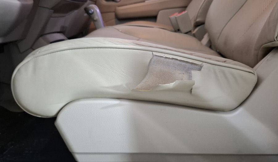 Nissan Tiida 1.8 SPECIAL EDITION HB AT Hatchback 2013